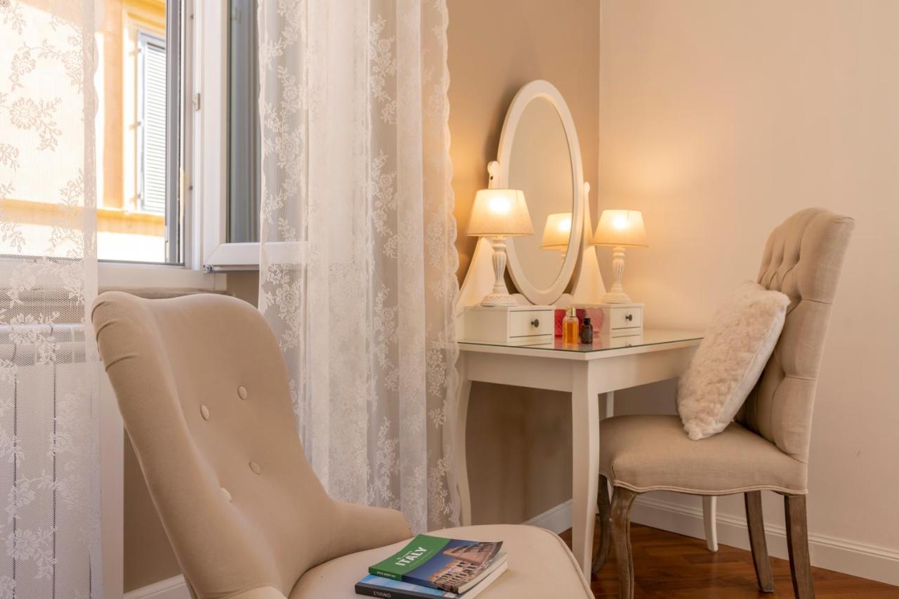 Lovely New Home, Fontana Di Trevi Rome Extérieur photo