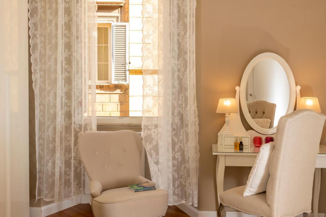 Lovely New Home, Fontana Di Trevi Rome Extérieur photo